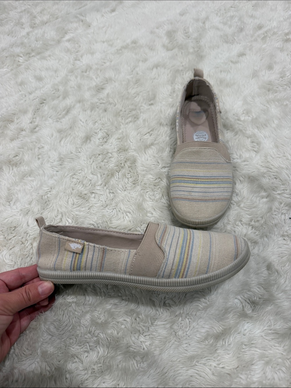 Rocket Dog Beige Stripe Slip-On Canvas Flats with Pastel Accents Woman’s Size 6